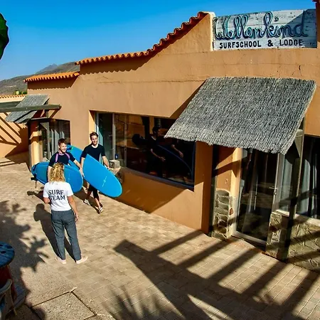 Wellenkind Surfschool ホステル