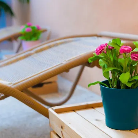 Wellenkind Surfschool Hostel *