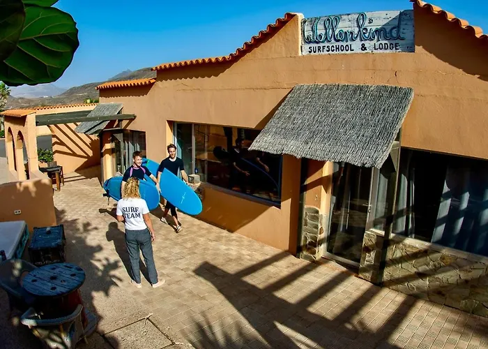 Wellenkind Surfschool Хостел